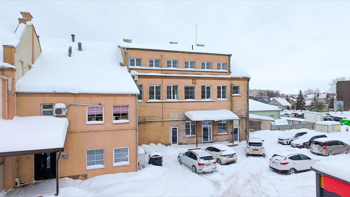 S20 pastatas ir parkavimo aikštelė Savanorių a. 20